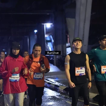 Runner Photo 7907890