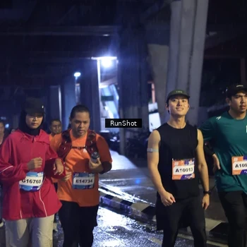 Runner Photo 7907893