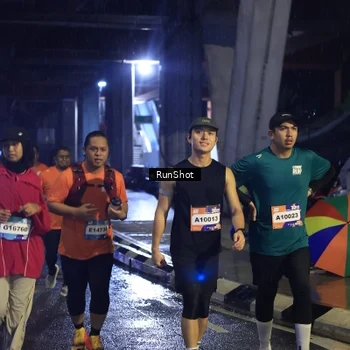Runner Photo 7907898