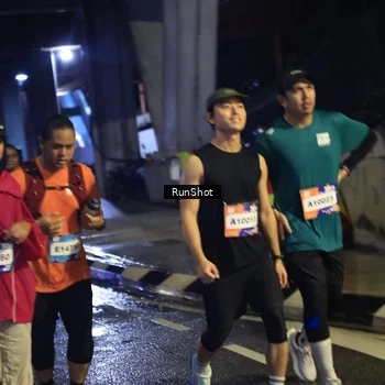 Runner Photo 7907901