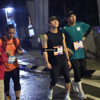 Runner Photo 7907902