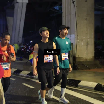 Runner Photo 7907906