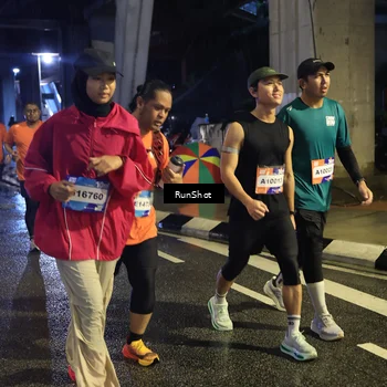 Runner Photo 7907917