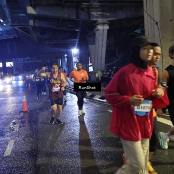 Runner Photo 7907934