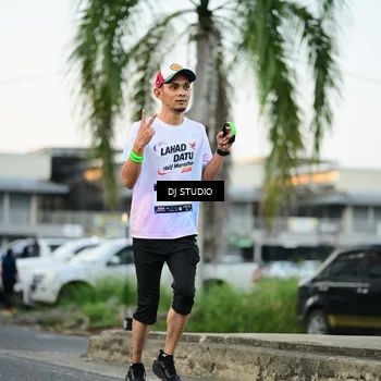 Runner Photo 7907936
