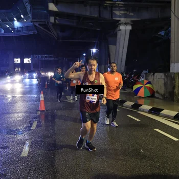 Runner Photo 7907939
