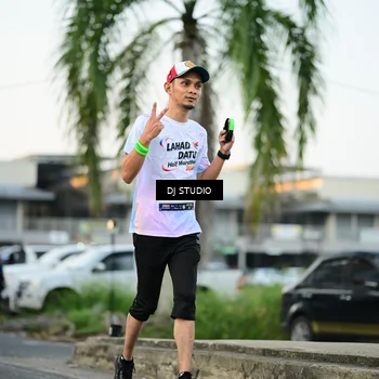 Runner Photo 7907944
