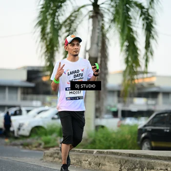 Runner Photo 7907947