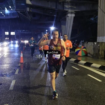 Runner Photo 7907954