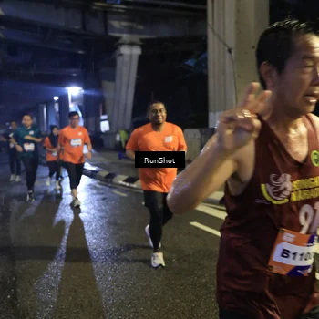 Runner Photo 7907970