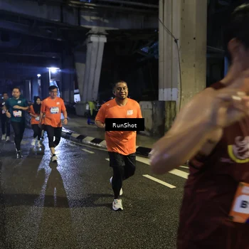 Runner Photo 7907975