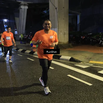 Runner Photo 7907980