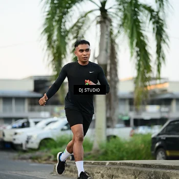 Runner Photo 7907983