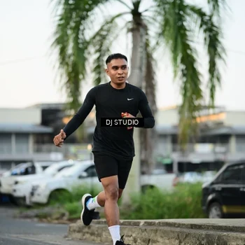 Runner Photo 7907984
