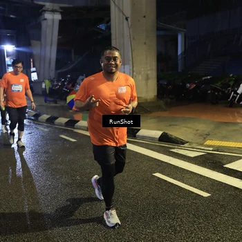 Runner Photo 7907995