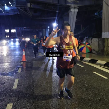 Runner Photo 7907996