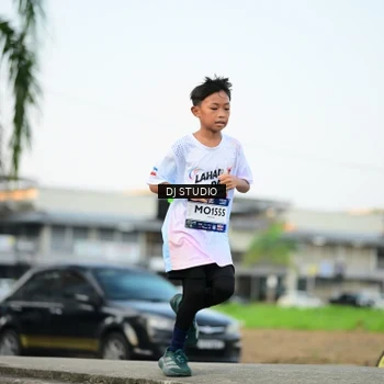 Runner Photo 7908012