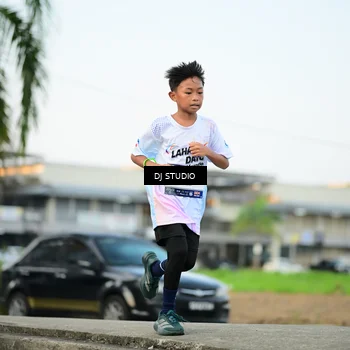 Runner Photo 7908021