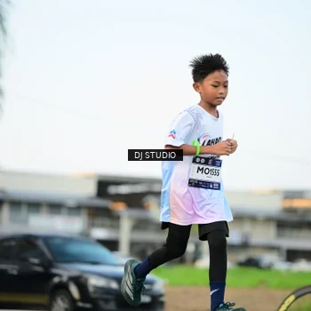 Runner Photo 7908022