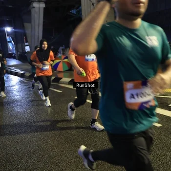 Runner Photo 7908025