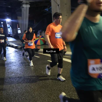Runner Photo 7908027