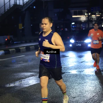 Runner Photo 7908028