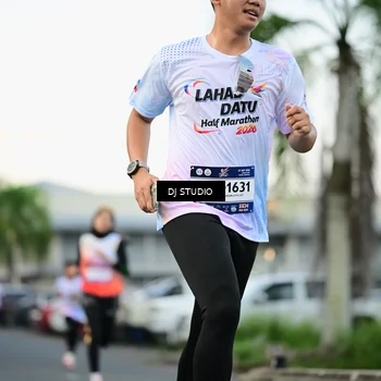 Runner Photo 7908038