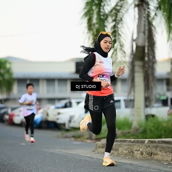 Runner Photo 7908045