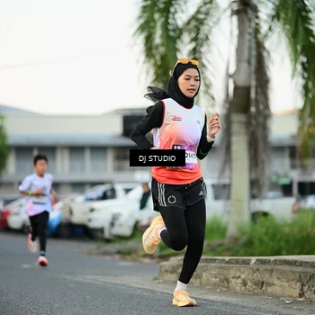 Runner Photo 7908046