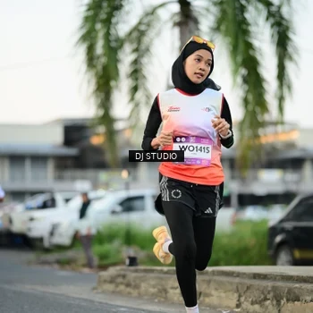 Runner Photo 7908050