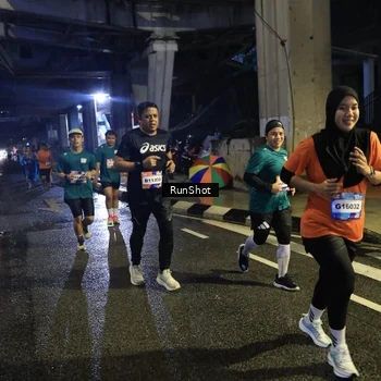 Runner Photo 7908052