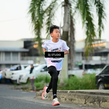 Runner Photo 7908056