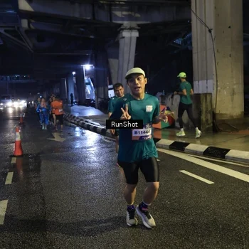 Runner Photo 7908076