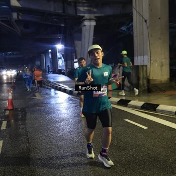 Runner Photo 7908077