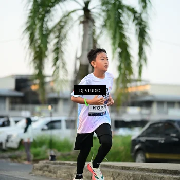 Runner Photo 7908078