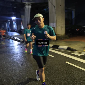 Runner Photo 7908083