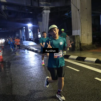 Runner Photo 7908087