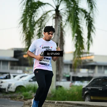Runner Photo 7908088