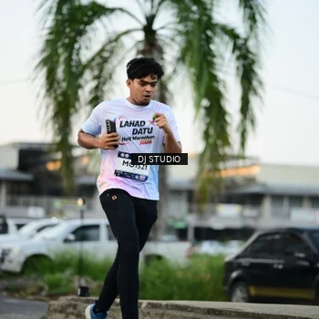 Runner Photo 7908089