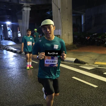 Runner Photo 7908094