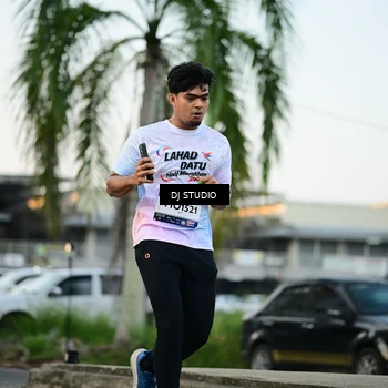 Runner Photo 7908099