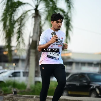 Runner Photo 7908103