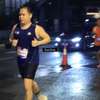 Runner Photo 7908115