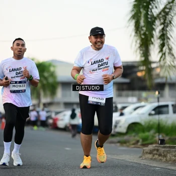 Runner Photo 7908126