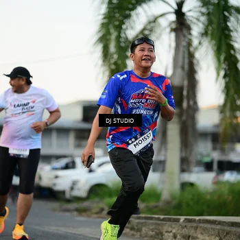 Runner Photo 7908128