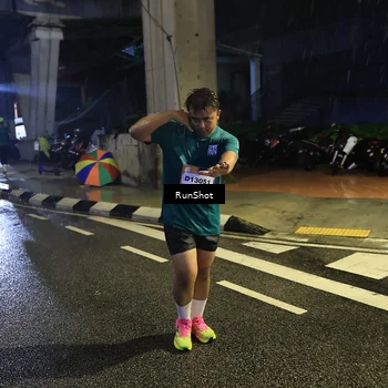 Runner Photo 7908138