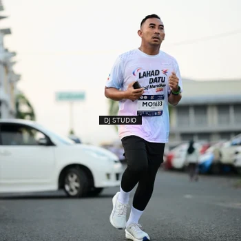 Runner Photo 7908141