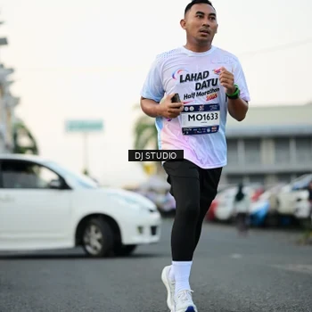 Runner Photo 7908144