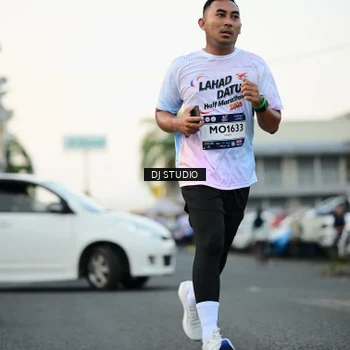 Runner Photo 7908146