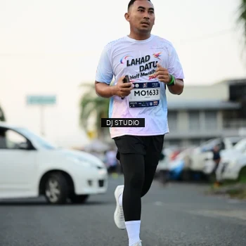 Runner Photo 7908148